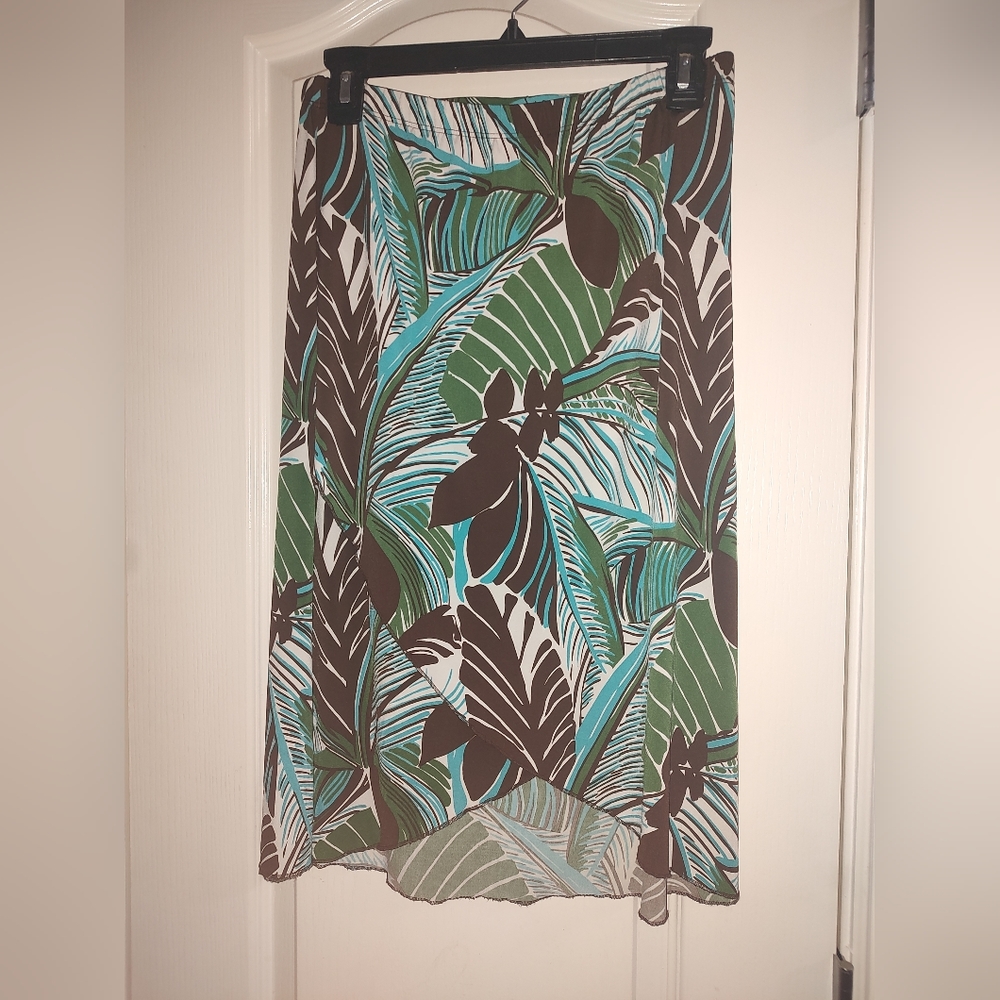 Women's skirt pre-owned size small